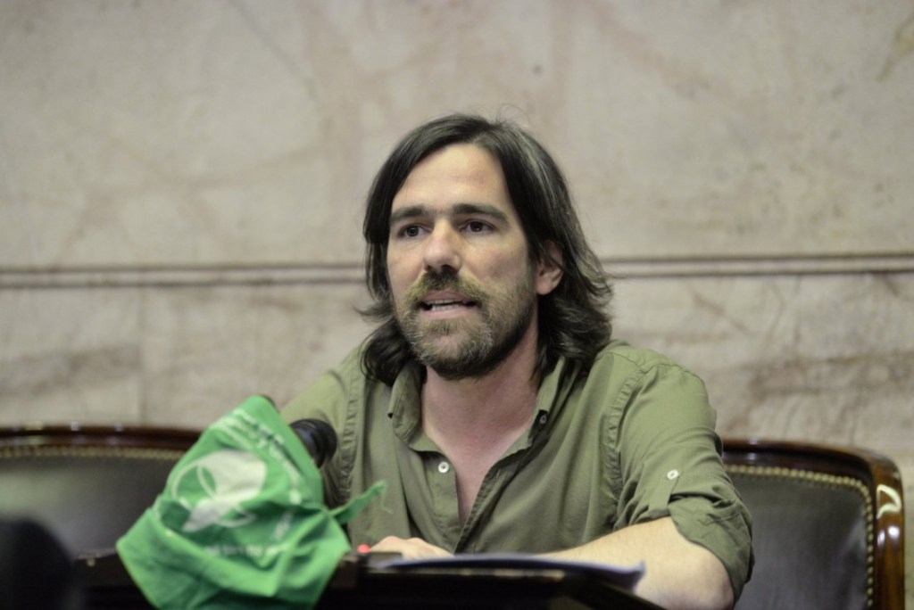 Nicolás Del Caño: “Milei gobierna para los especuladores mientras la mayoría no llega a fin de mes”