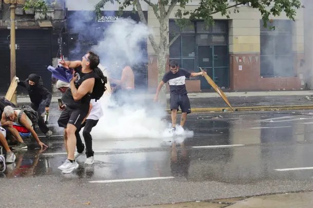 El gobierno endureció su discurso tras los disturbios frente al&nbsp;Congreso