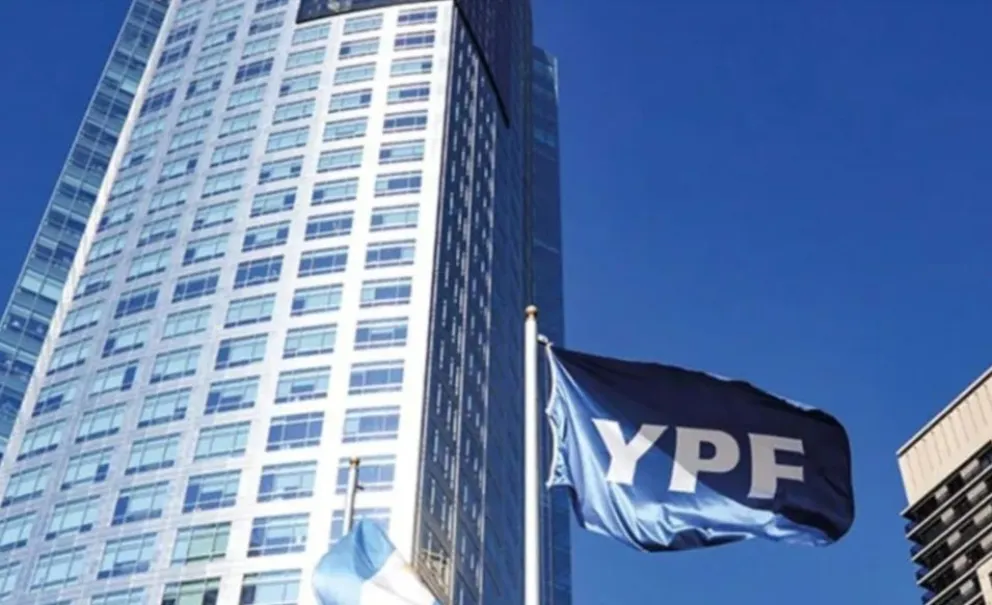 YPF presentó un proyecto de GNL por US$51.000 millones bajo el RIGI