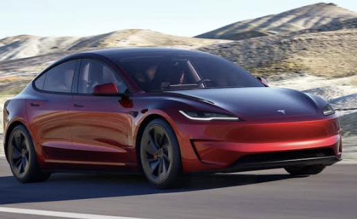 Cox Automotive confirmó que los autos usados bajan de precio en EE.UU. pero los eléctricos van al revés